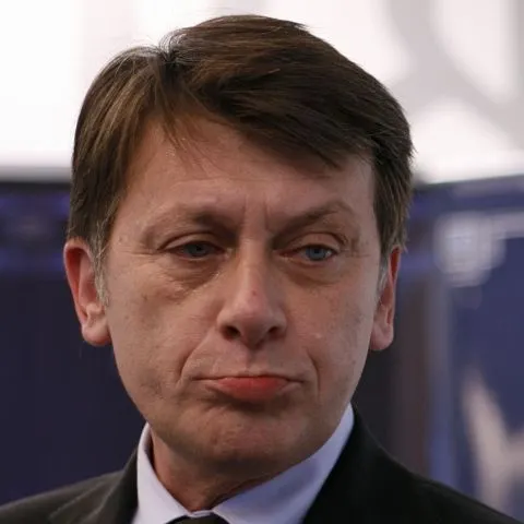 Antonescu: Este o evaluare personală a lui Patriciu când spune că Geoană ar fi bun de premier