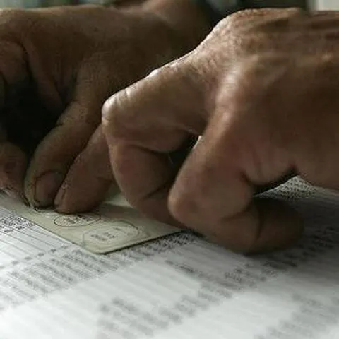 BEC a înregistrat 12 candidaţi la preşedinţie, susţinuţi, în total, de peste 8 milioane de semnături