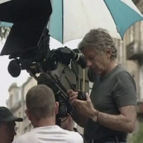 Victima lui Polanski apelează la justiţie pentru eliberarea regizorului