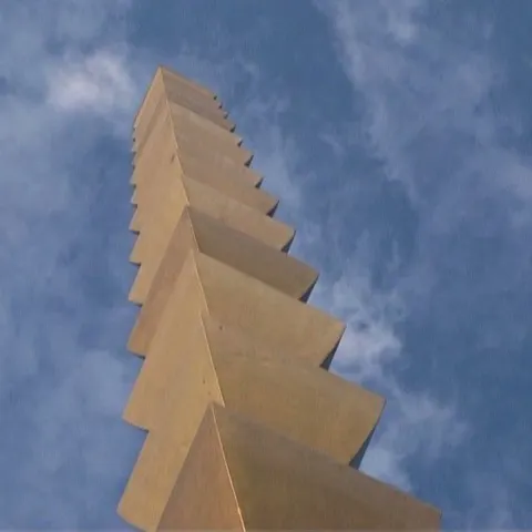 S-au împlinit 71 de ani de la inaugurarea Coloanei fără sfârşit