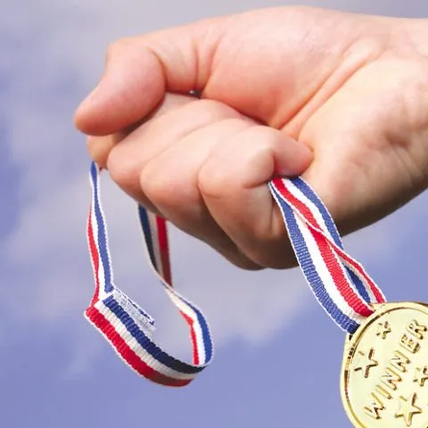 Aur pentru elevii români la Olimpiada Internaţională de Astronomie şi Astrofizică