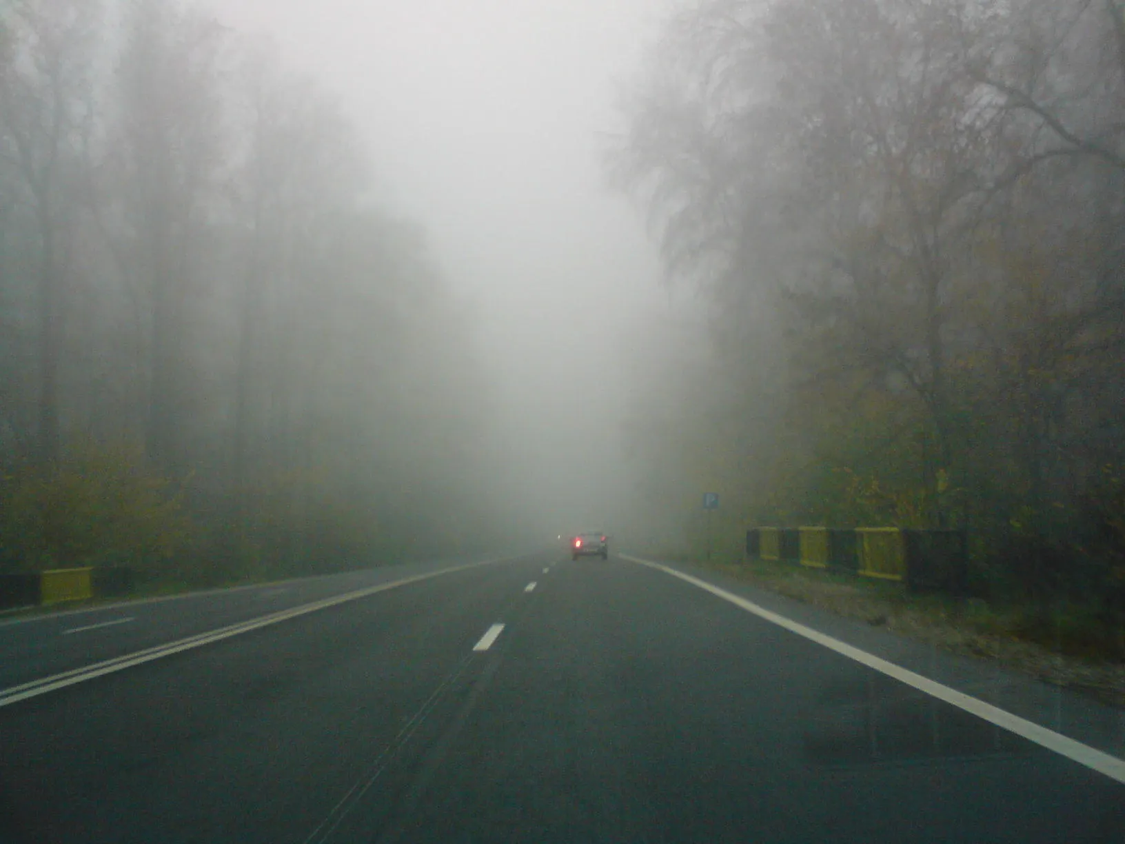 Mai multe zboruri au fost redirecţionate de la Timişoara la Sibiu şi Cluj din cauza ceţii