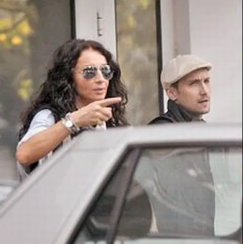 Întoarsă în România, Mihaela Rădulescu e nedespărţită de Dani Oţil  - FOTO