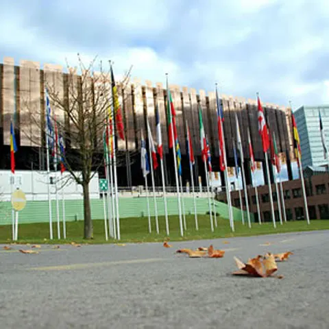 CE a dat în judecată şase ţări UE ce nu s-au conformat normelor pentru instalaţii industriale