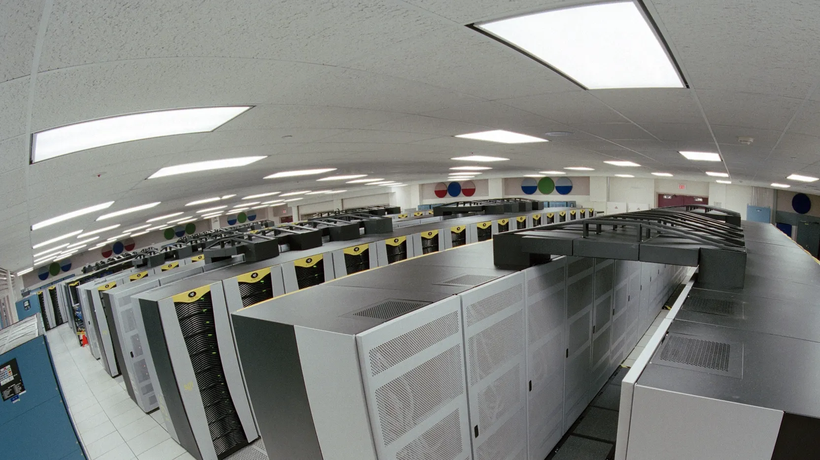 În România va funcţiona Centrul Naţional de Supercomputing