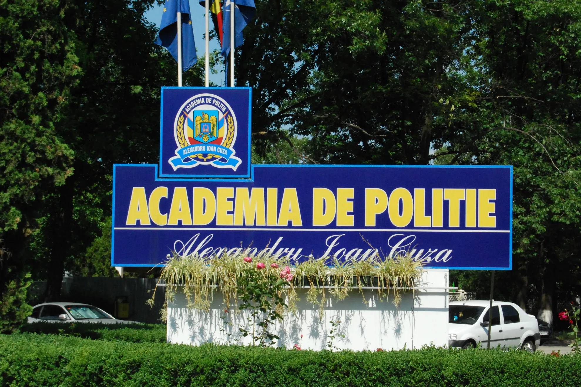 Studenţii Academiei de Poliţie au absolvit cu şase luni mai târziu