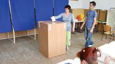 Muhuleţ (BEC): Toate secţiile de votare se vor închide la ora 21.00, fără excepţie