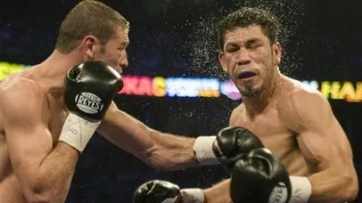 Box: Lucian Bute îşi apără pentru a patra oară centura de campion mondial IBF la supermijlocie
