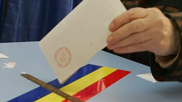 Prezenţa la vot până la ora 21.00: 53,52% la alegerile prezidenţiale