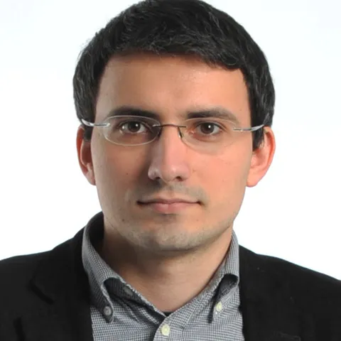 IQads Kadett – primul proiect care vânează talente pentru industria de marketing şi comunicare