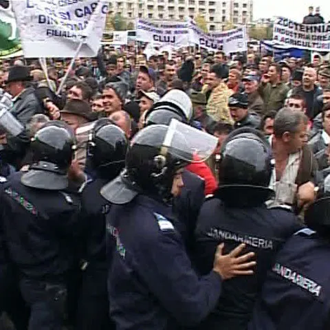 Fermierii au renunţat la protestele programate, acceptând soluţia Preşedinţiei de acordare a subvenţiilor