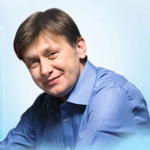 Crin Antonescu: Prima nominalizare de premier nu a fost făcută cu speranţa să treacă