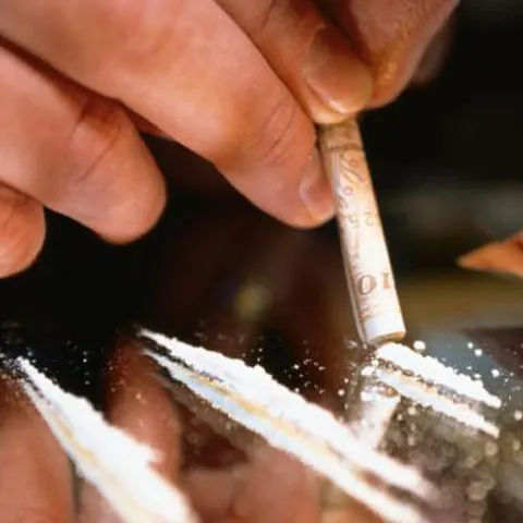 Folosirea cocainei şi opiaceelor este în creştere în UE, în timp ce a canabisului este în scădere