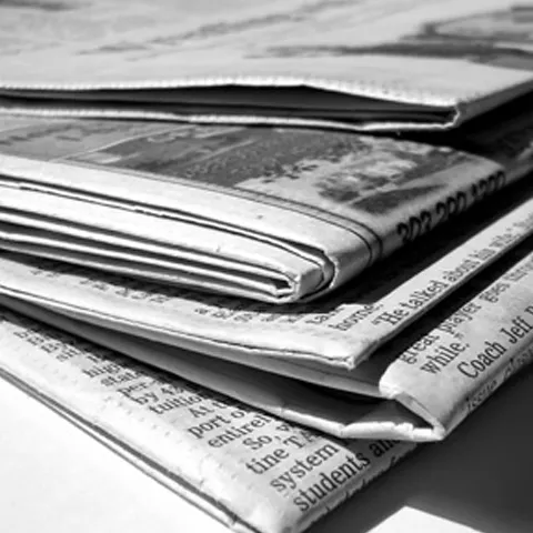Situaţia politică a ţării, dar şi noua gripă sunt principalele teme analizate în editorialele de vineri