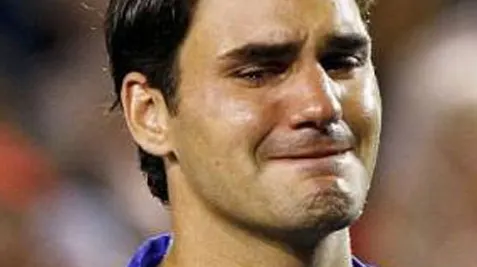 Federer a fost eliminat de Benneteau la turneul de la Paris