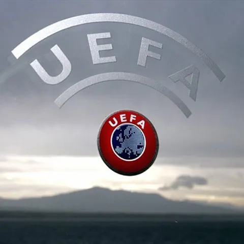Unirea Urziceni şi Glasgow Rangers, amendate pentru incidentele de la partida din Ghencea