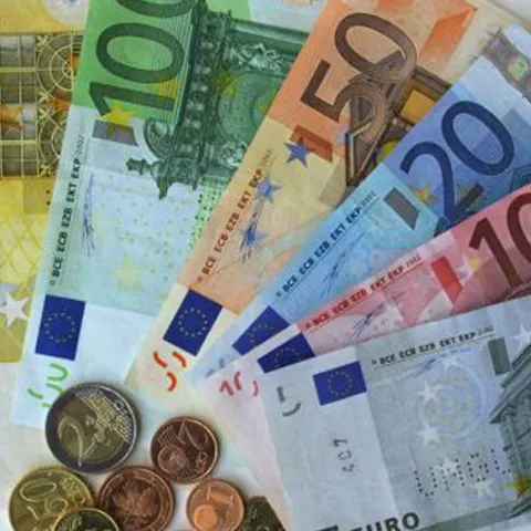 Business Standard: Cheltuielile de campanie vor fi între 70 şi 100 milioane de euro