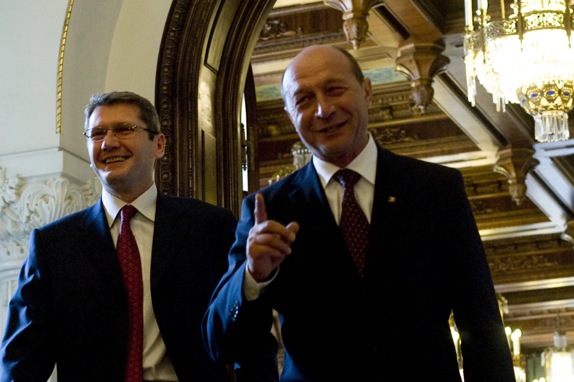 Preşedintele Băsescu face apel la Parlament să se pronunţe asupra Cabinetului Negoiţă