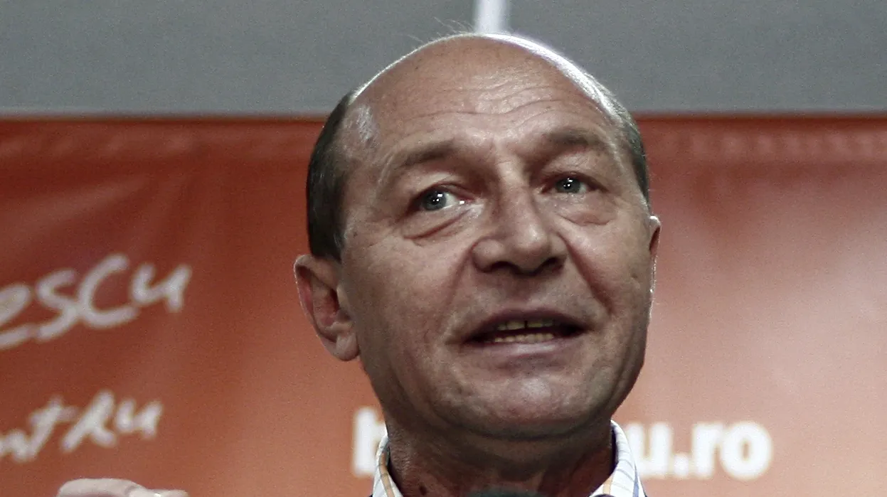 Băsescu: Presa dă impresia că Geoană este cel bun, iar Băsescu este cel care trebuie să plece