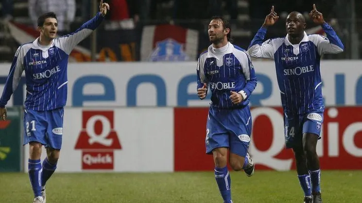 Surprize în ultima etapă din 2009 a campionatului Franţei. Vezi rezultate din runda a 19-a