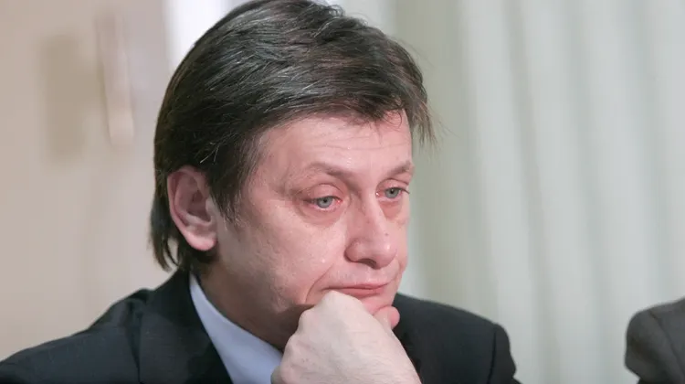PNL decide dacă acordă votul de învestitură guvernului Boc