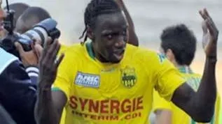Cu crampoanele în ochii adversarului, în Ligue 1! - VEZI VIDEO