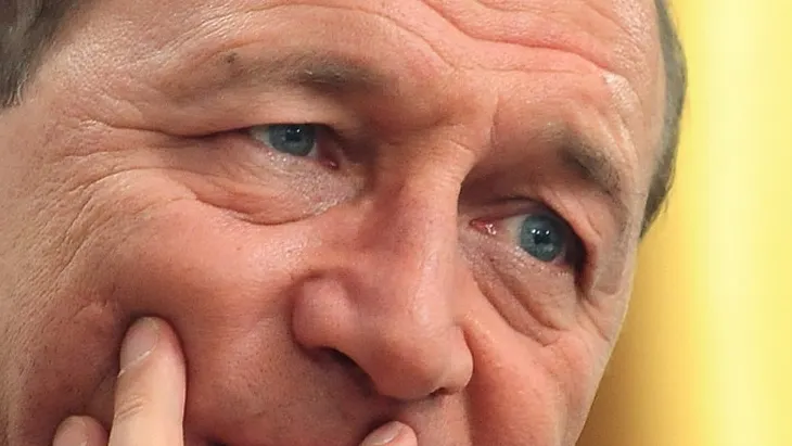 T. Băsescu spune că nu l-ar graţia niciodată pe generalul Stănculescu 