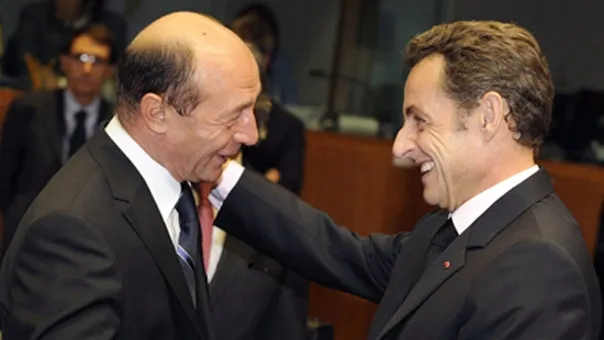 Nicolas Sarkozy îi transmite \"felicitări călduroase\" lui Traian Băsescu pentru al doilea mandat