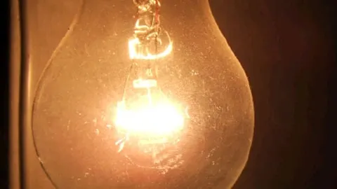 Enel: Avariile la transformatoarele din Colentina sunt cauzate de furtul de energie electrică
