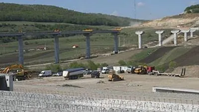 Deschiderea centurilor de ocolire ale Clujului şi Gherlei amânată din cauza ninsorii