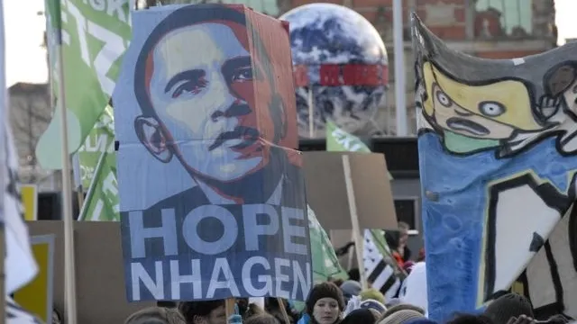 Un blogger român la Summitul de la Copenhaga: Mai toată lumea vede în COP15 un mare eşec