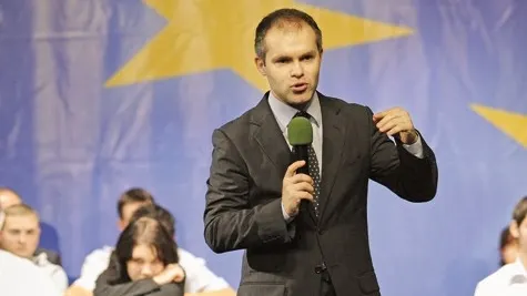  Ministrul Educaţiei: Nimeni nu va fi afectat de reducerile din învăţământ până la 31 august 2010
