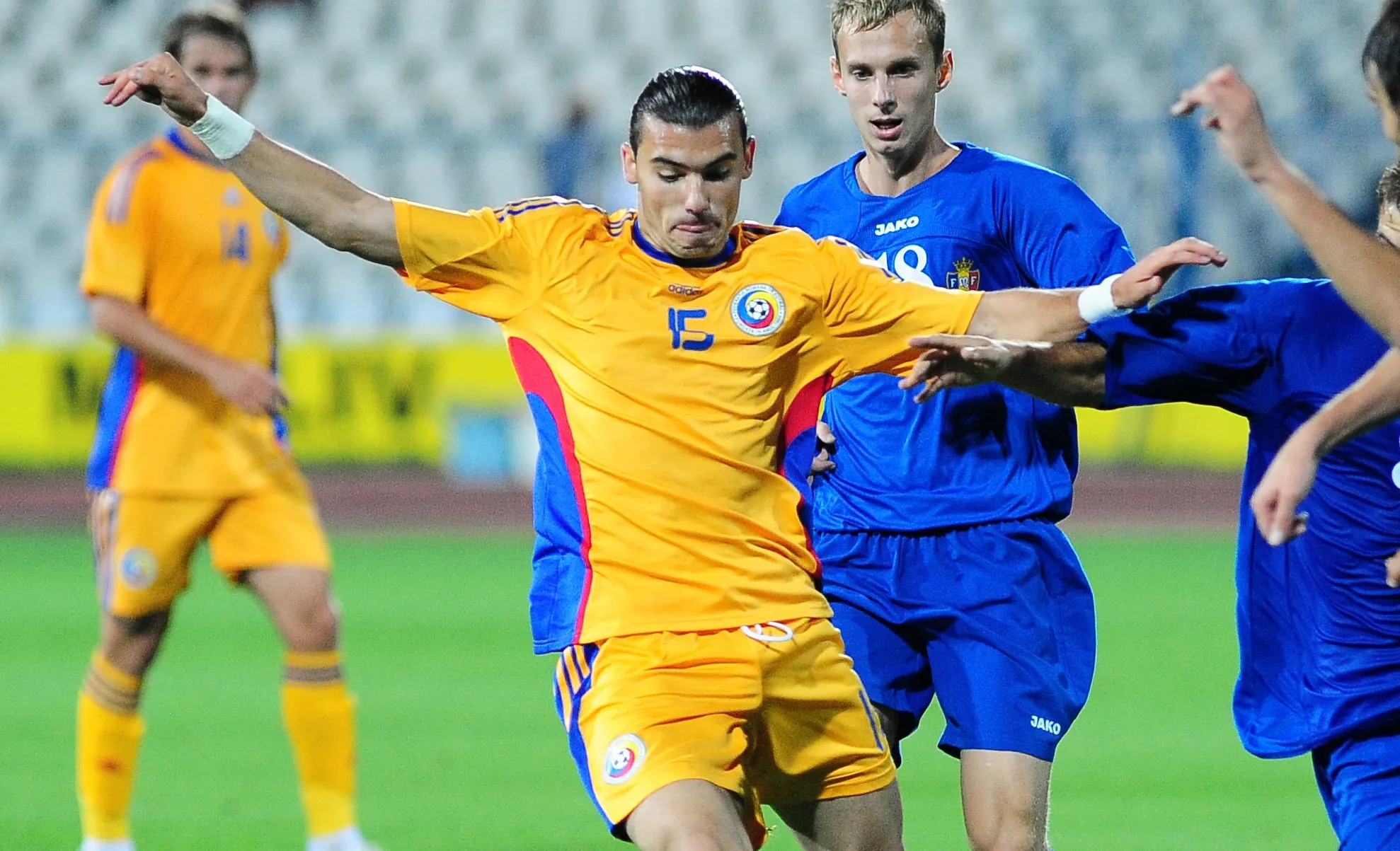 Becali: \"Sburlea vine la Steaua din vară\". Urmează Rui Duarte şi Ezequias