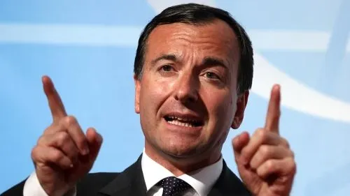 UE ar putea elimina vizele pentru cetăţenii ruşi în 2010, spune Frattini
