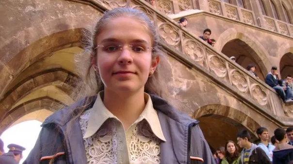 Dacă nu exista Revoluţia din 89, ar fi existat Revoluţia din 90, crede o elevă premiată cu aur la Olimpiada Internaţională de Astrofizică