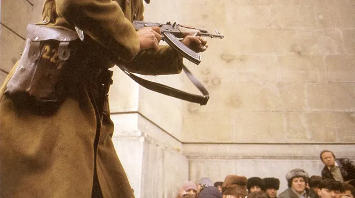 Revoluţia din oraşul tău Tîrgu-Mureş: Mii de oameni au ieşit în stradă acum 20 de ani, în decembrie, convinşi că îşi pot schimba destinul 