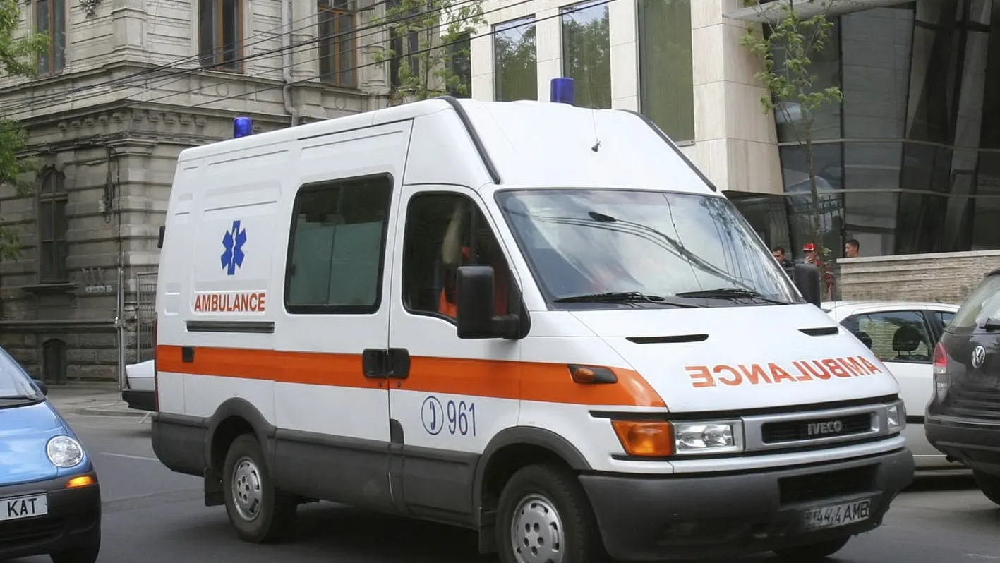 Ambulanţa din Mureş nu mai are bani pentru intervenţii