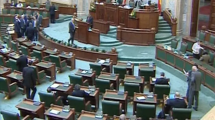 Senatorii au adoptat doar 8 din cele 256 de propuneri legislative din sesiunea de toamnă