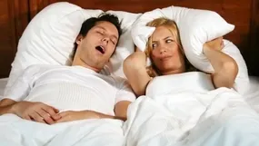 Sforăitul ar putea prelungi viaţa, arată un nou studiu