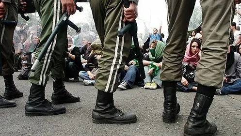 Represiune brutală în Iran: Cel puţin opt protestatari au fost ucişi de forţele de securitate - ATENŢIE, IMAGINI ŞOCANTE!