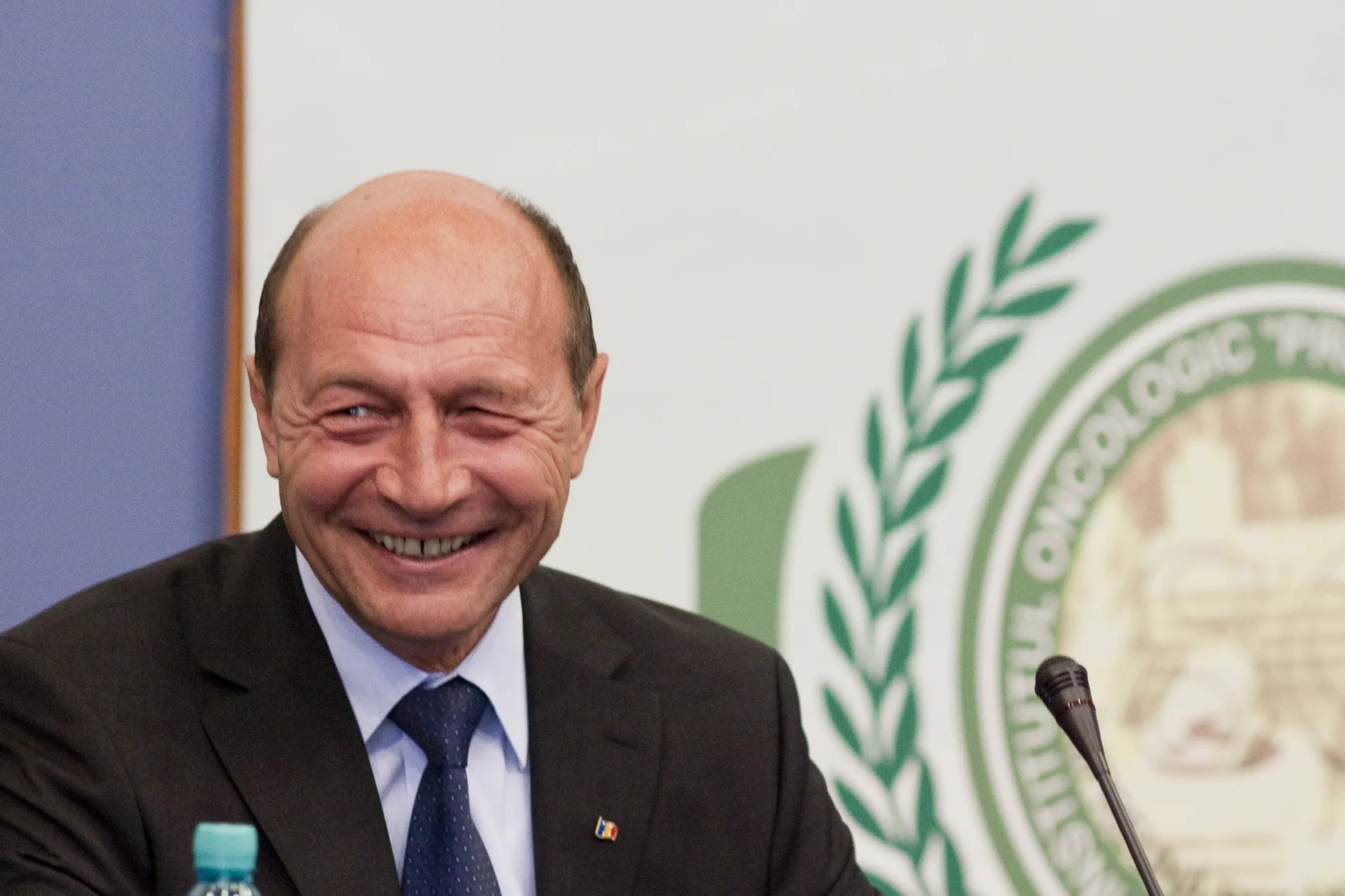 Traian Băsescu: Sunt ani buni de zile de când nu le-am mai dat bani fetelor mele