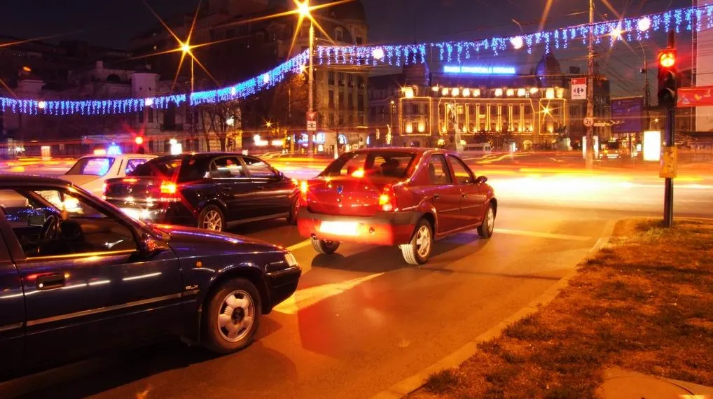 Protest în Piaţa Universităţii din Capitală: \"Jos comunismul!\" - VEZI VIDEO