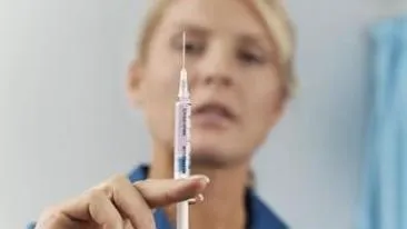 În judeţul Braşov au fost făcute doar 1.060 de vaccinuri AH1N1 din 50.000 disponibile 