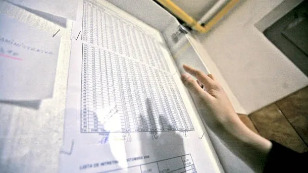 Legea dării în plată: Băncile vor plăti şi datoriile la întreţinere şi facturile restante