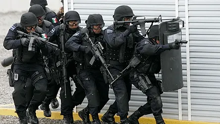 Poliţia mexicană nu reuşeşte să facă faţă cartelurilor drogurilor. Foto/Profimedia