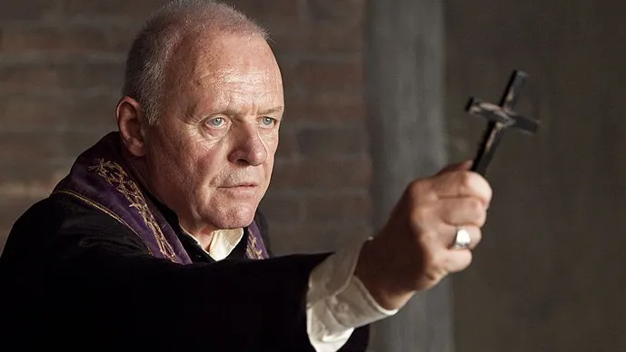 Anthony Hopkins şi Ben Kingsley, criminali nemiloşi într-un film turnat în Germania