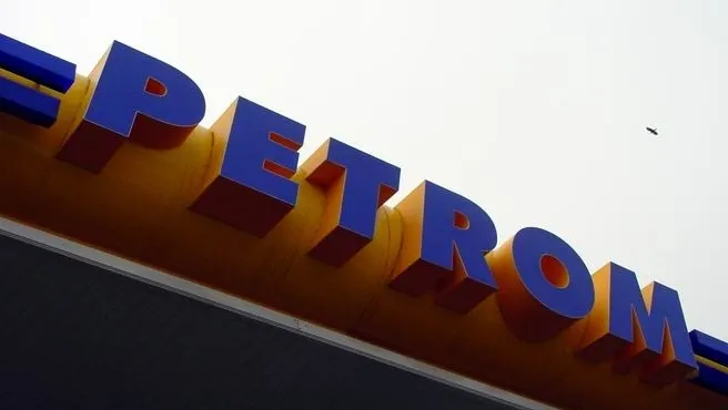 Petrom a scos la vânzare terenuri, sedii, apartamente, garaje şi un ştrand