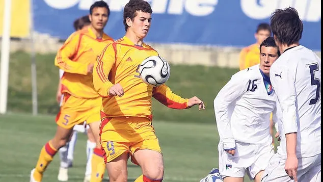 Liga 1. Cel mai bun atacant român, Denis Alibec, a dezvăluit ce a vorbit cu Jose Mourinho