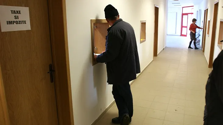 Grevă de două ore în administrația publică