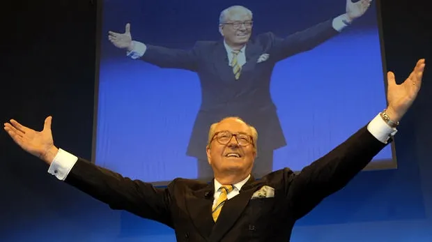 Jean-Marie Le Pen a fost spitalizat